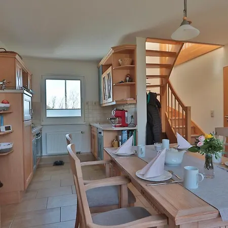 Holiday home Fh Strandlaeufer Ostseebad Nienhagen